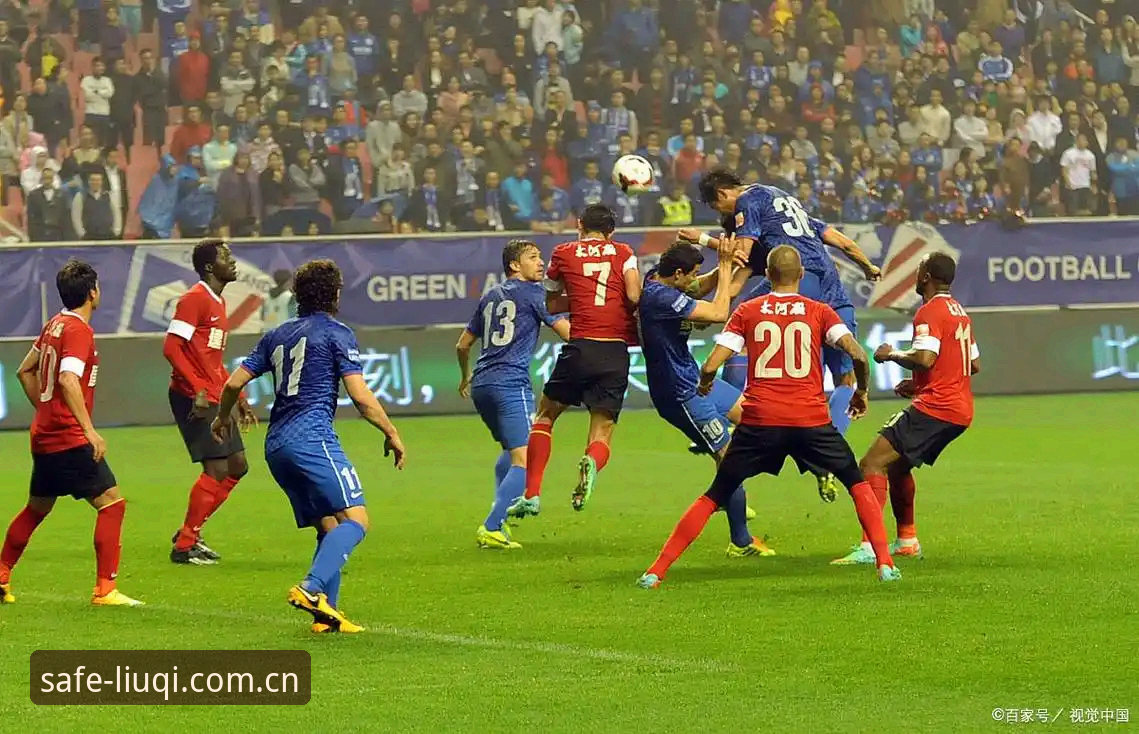 体育账号登录 欧联杯决赛深度评测:维拉3-0大胜弗赖堡,埃梅里五冠封神背后的体育账号登录体验分析